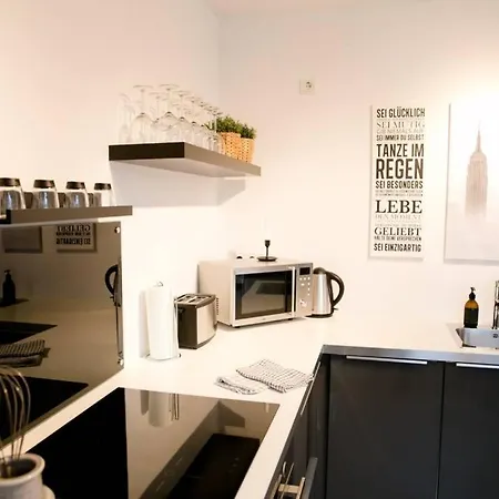 Studio - Bequem & Chick / Anbindung Апартаменты Тройсдорф